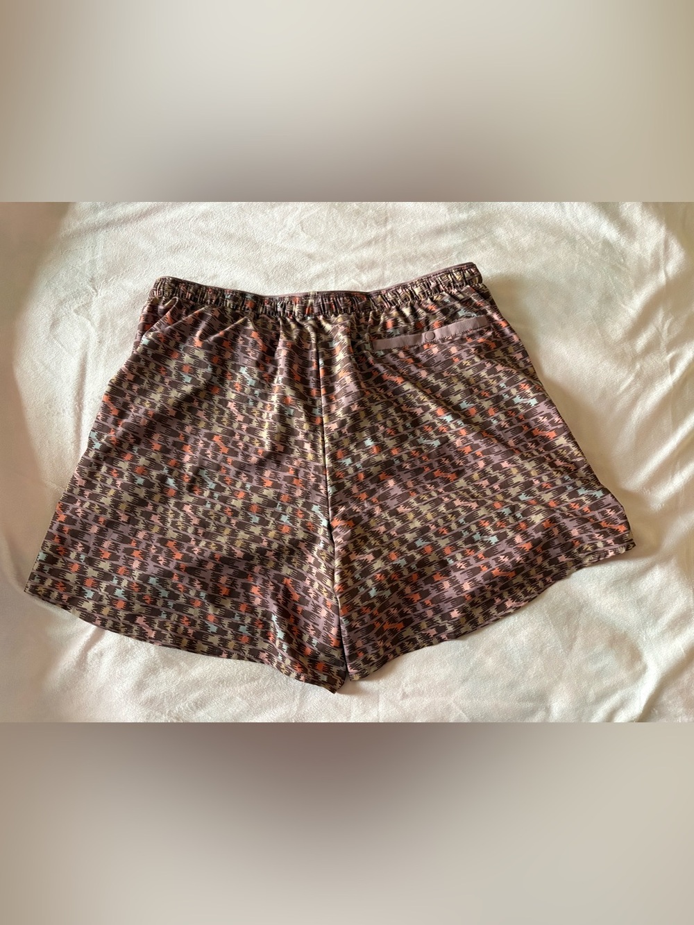 Patagonia Women’s Printed Multi Trail Shorts in Mauve and Rust - Picture 4 of 8